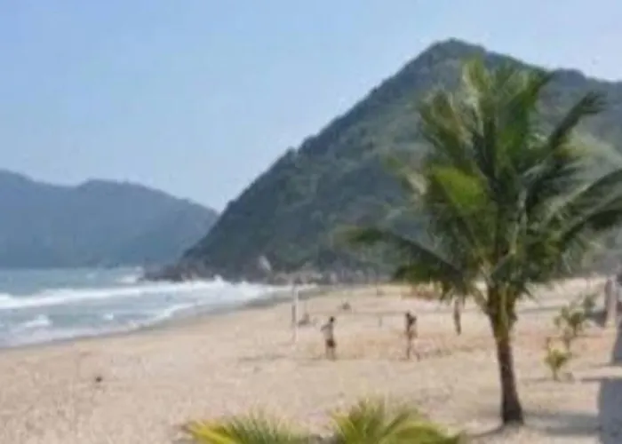 Praia do Tombo Guarujá